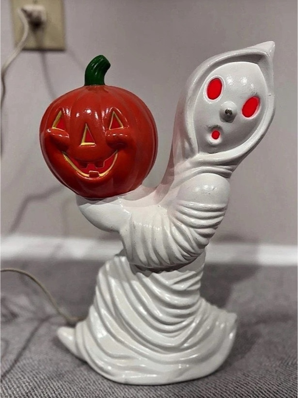 Vintage Ceramic Halloween Ghost Pumpkin Jack O’ Lantern 12” Plug- In Light